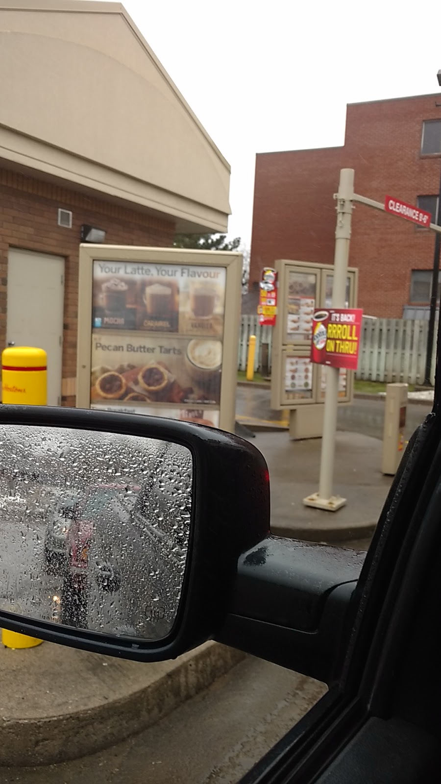 Tim Hortons | 5470 Drummond Rd, Niagara Falls, ON L2G 4L2, Canada | Phone: (905) 354-3056