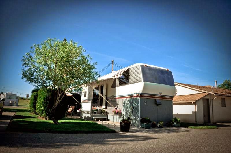 Turtle Lodges Resort LTD. | 7841 Okanagan Hwy, Kelowna, BC V4V 1E7, Canada | Phone: (778) 480-5588