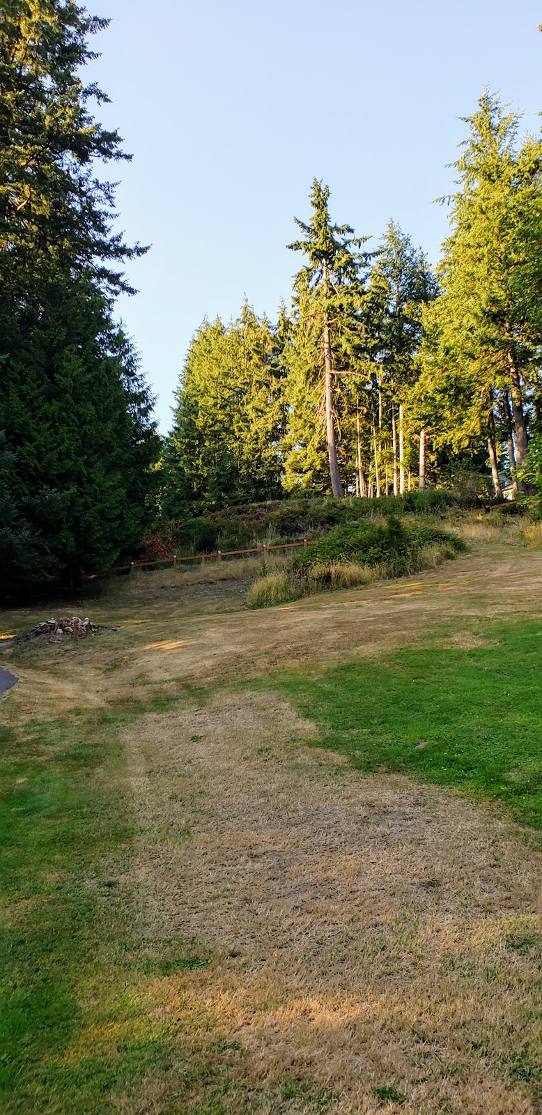 Sudden Valley Golf Course | 4 Clubhouse Cir, Bellingham, WA 98229, USA | Phone: (360) 734-6435
