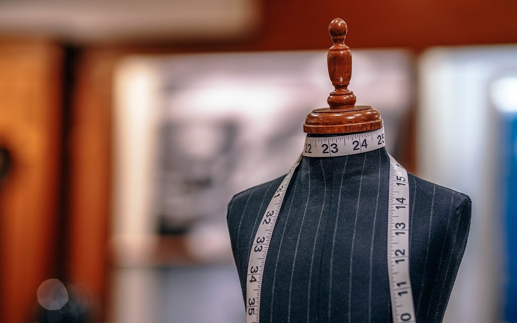 Tuesdays Fine Dry Cleaners | 2396 W 4th Ave, Vancouver, BC V6K 1P1, Canada | Phone: (604) 733-4613