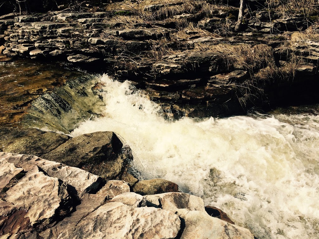 Spa détente Les Chutes de Franklin | 1223 QC-202, Franklin, QC J0S 1E0, Canada | Phone: (450) 827-8555