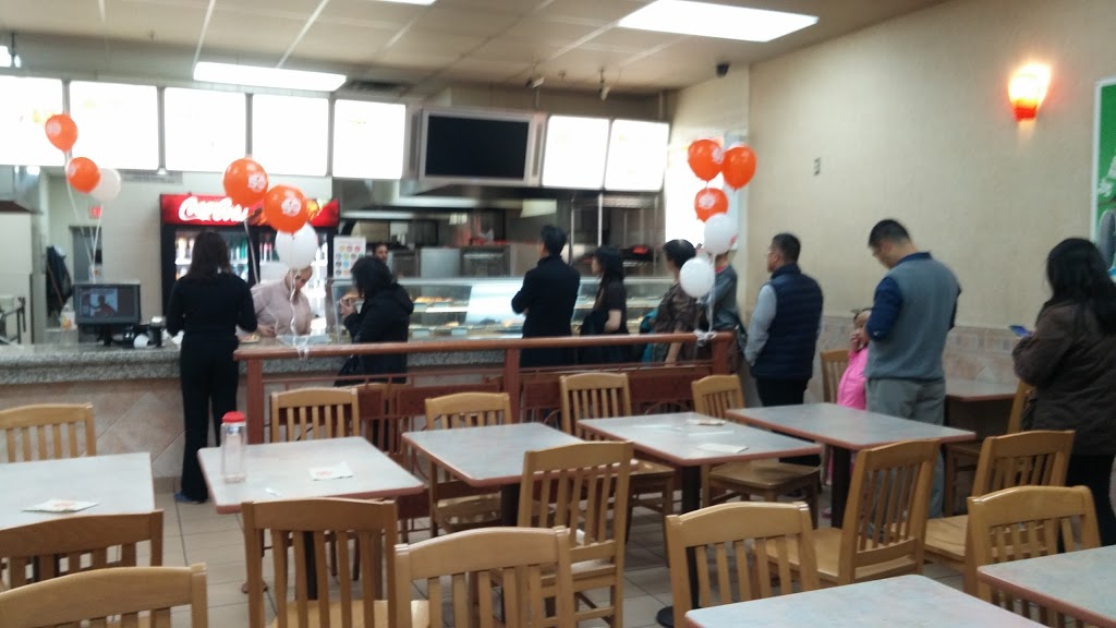 Pizza Pizza | 9255 Woodbine Ave, Markham, ON L6C 1Y9, Canada | Phone: (416) 967-1111