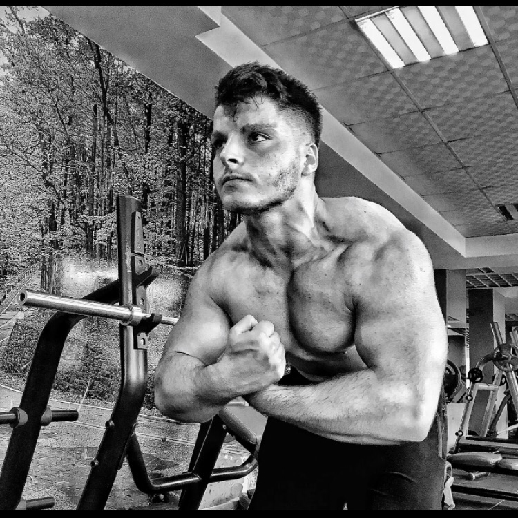 Alushi Fitness Trainer | 2435 22a St NW, Calgary, AB T2M 3X7, Canada | Phone: (825) 561-4699