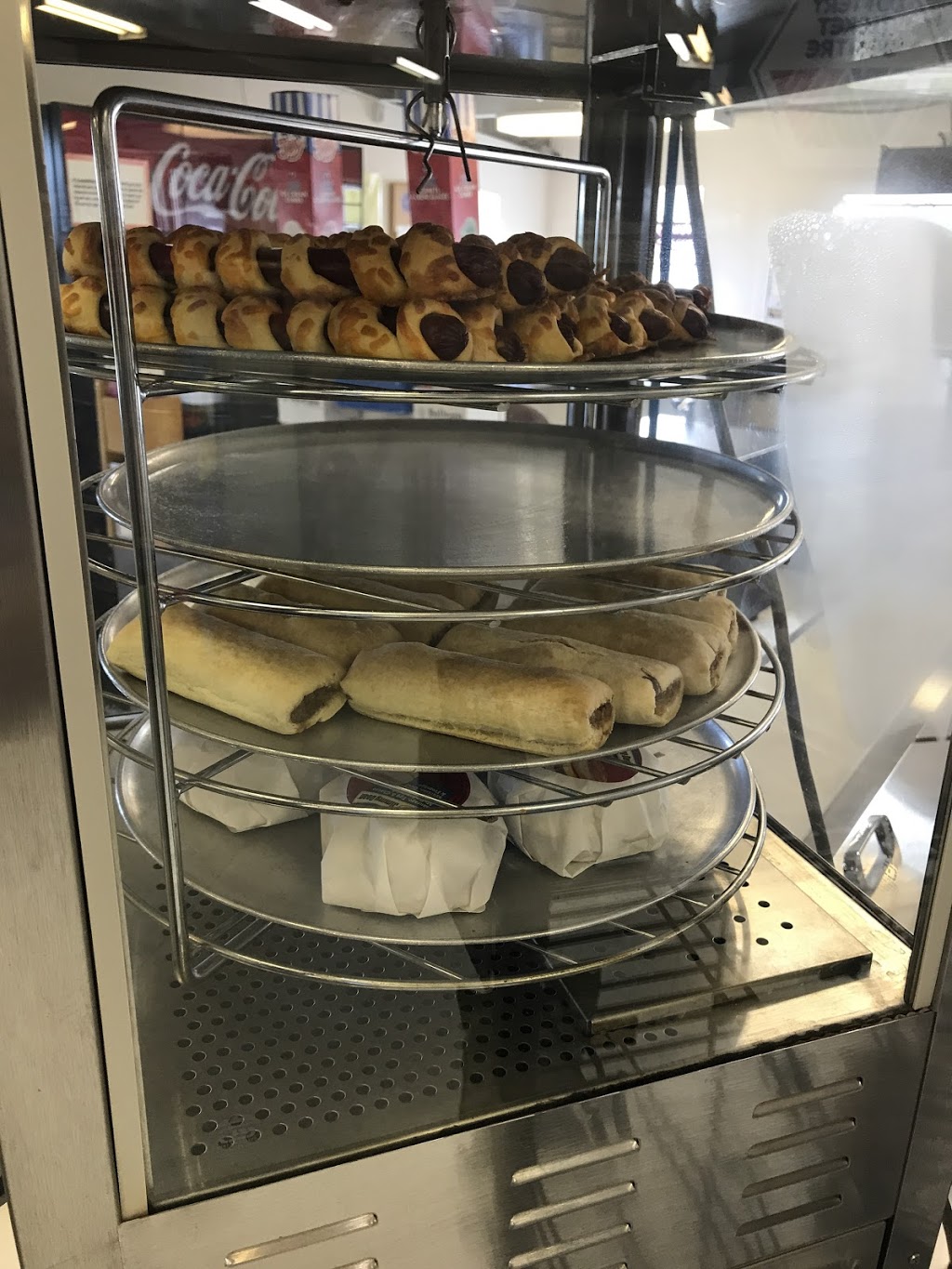Diamond M Convenience, Cafe, Pizza, & Take-Out | 203 Central Ave W, Linden, AB T0M 1J0, Canada | Phone: (403) 546-4135
