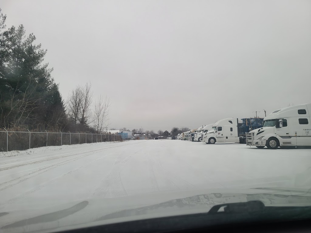 GM Towing Service | 75 Shamrock Rd, London, ON N6E 2X9, Canada | Phone: (519) 668-5252