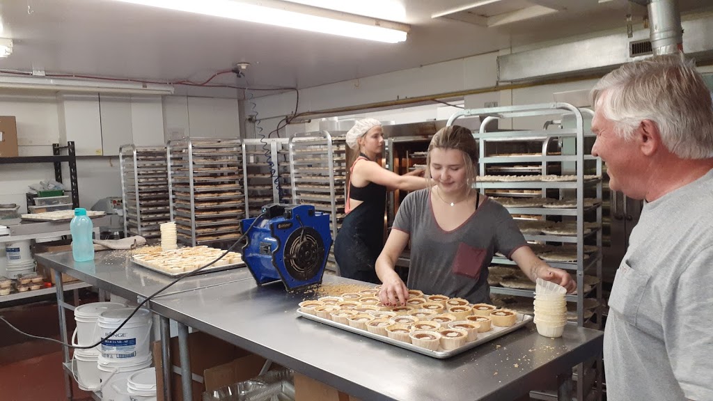 Pearsons Berry Farm – Cafe | Farm / U-Pick / Cafe #20 – 34463, Range Rd 40, Red Deer County, AB T0M 0K0, Canada | Phone: (403) 224-3011