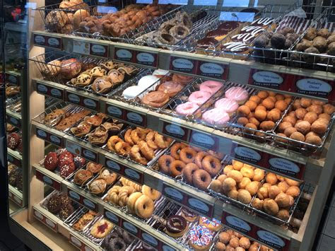 Tim Hortons | 743 Pape Ave, Toronto, ON M4K 3T1, Canada | Phone: (416) 778-8183