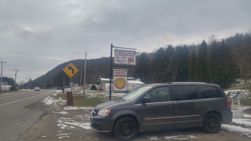 Restaurant Carrefour Du Roy | 877 QC-309, Lac-des-Îles, QC J0W 1J0, Canada | Phone: (819) 597-2406