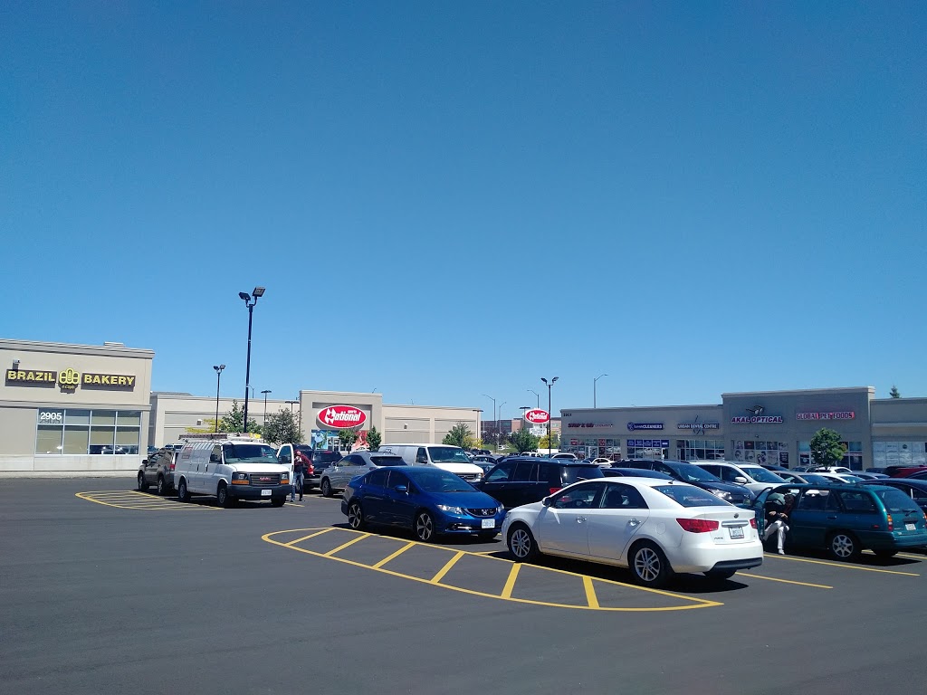 National Sports - Erin Mills | 2921 Eglinton Ave W, Mississauga, ON L5M 6J3, Canada | Phone: (905) 820-4605