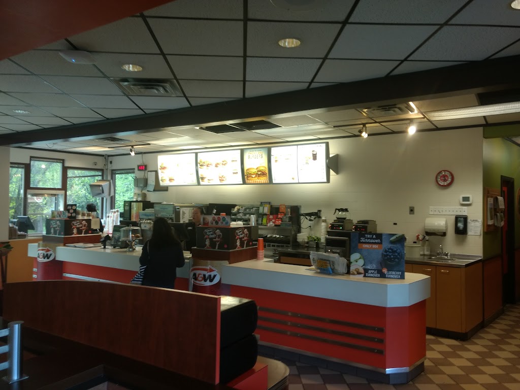A&W Canada | 1695 Central Ave, Grand Forks, BC V0H 1H0, Canada | Phone: (250) 442-2929