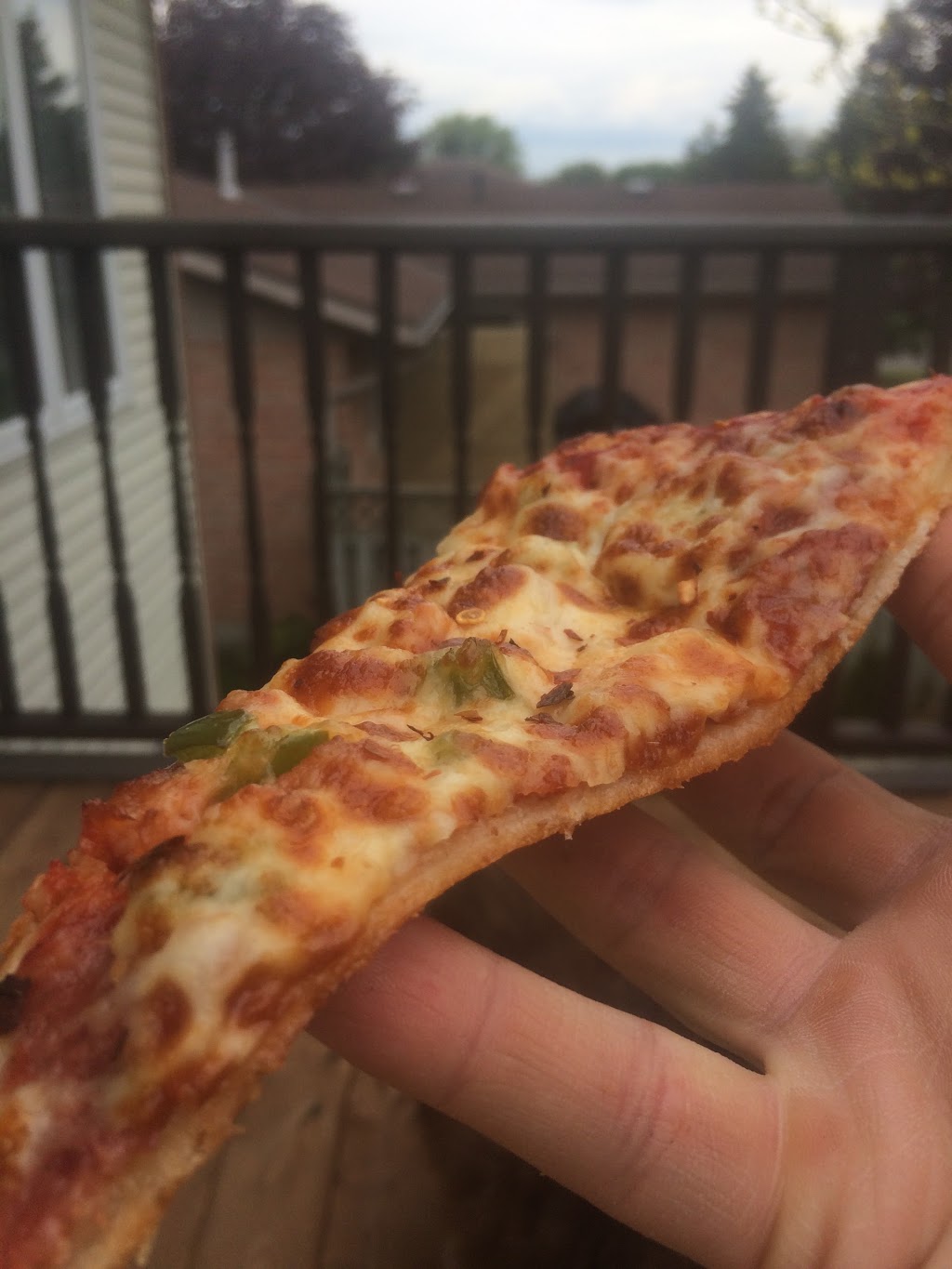 Tillson Pizza | 102 Tillson Ave, Tillsonburg, ON N4G 3A1, Canada | Phone: (519) 688-2289