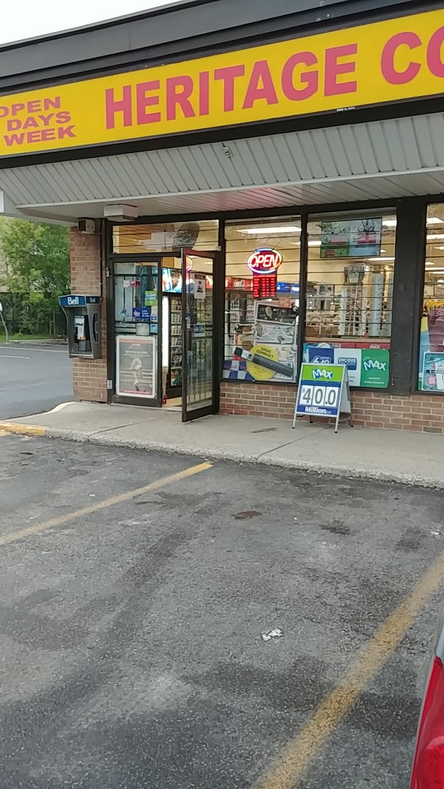 Heritage Convenience 200 Lorraine Av, Kitchener, ON N2B 3R3, Canada
