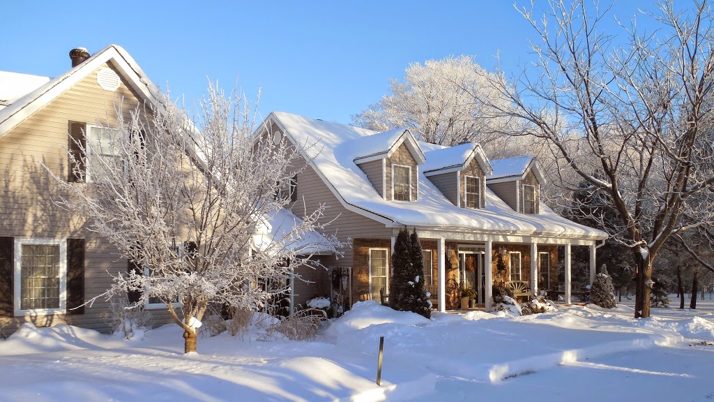 Bluebird Meadows Bed & Breakfast | 6156 Line 4 N, Midland, ON L4R 4K3, Canada | Phone: (705) 835-3334