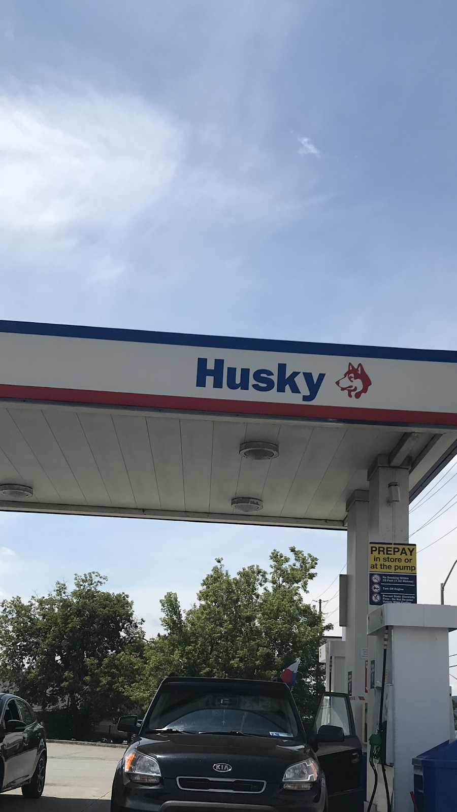 HUSKY | 432 Steeles Ave E, Milton, ON L9T 1Y5, Canada | Phone: (905) 876-1054