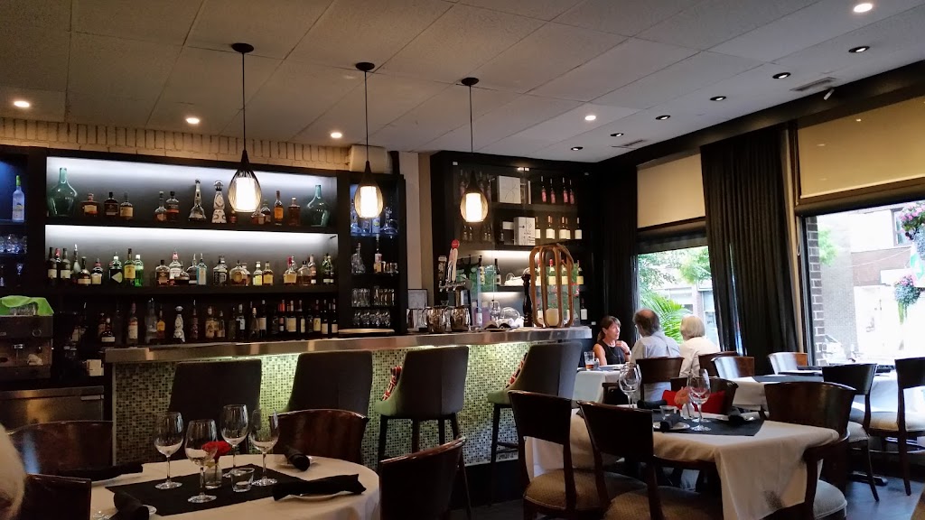 Jacs Bistro | 379 Kerr St, Oakville, ON L6K 3B9, Canada | Phone: (905) 582-2664