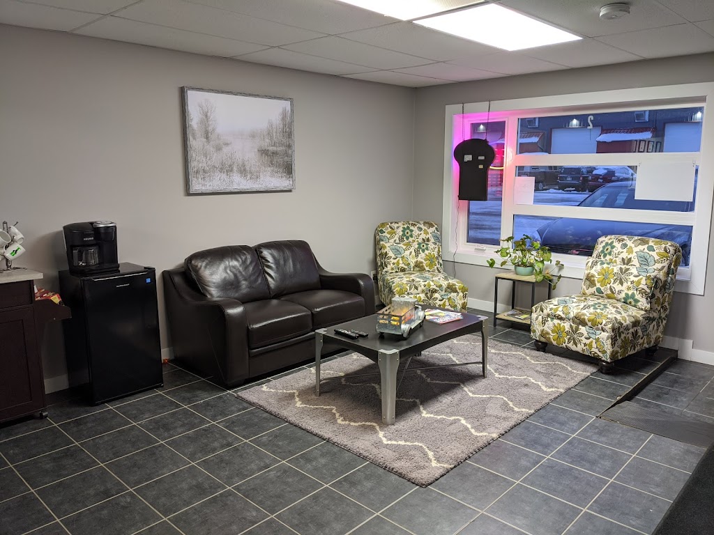 T&B Fleet Services Ltd. | 877 Redonda St #2, Winnipeg, MB R5R 0J4, Canada | Phone: (204) 222-3608