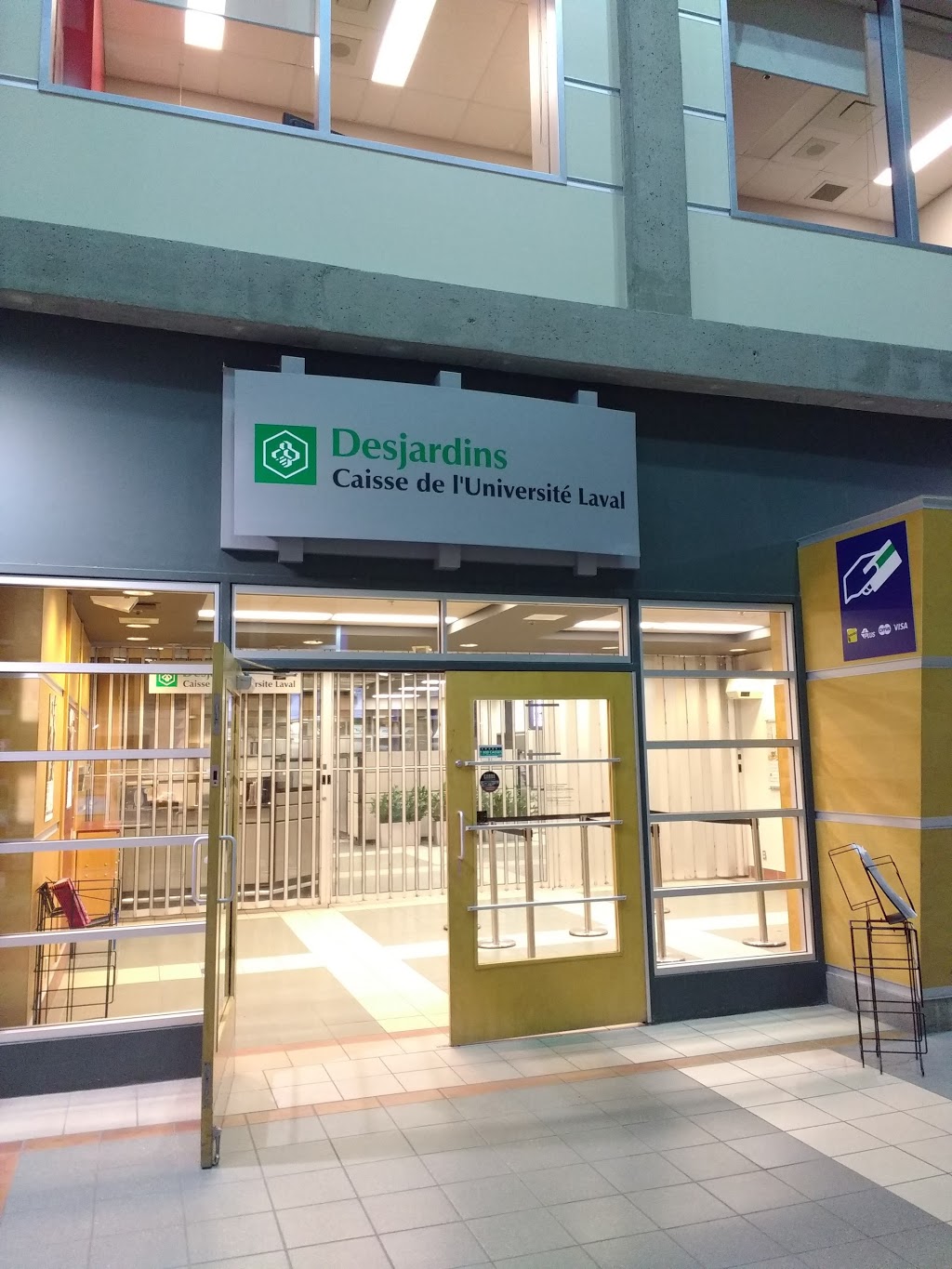 Centre de service Desjardins - Université Laval | Pavillon Alphonse-Desjardins, 2325 Rue de lUniversité local 1506, Quebec City, QC G1V 0B3, Canada | Phone: (418) 656-2358