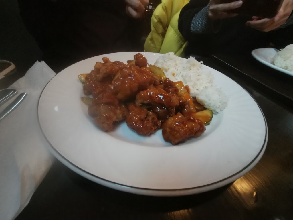 Restaurant Fantasie | 1355 Rue Sainte-Catherine E, Montréal, QC H2L 2H7, Canada | Phone: (514) 523-3466
