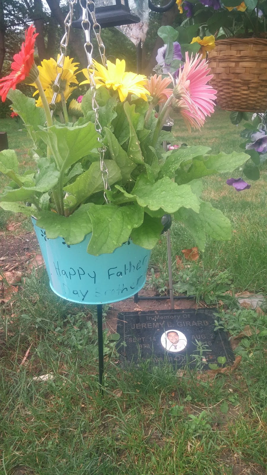 Woodland Memorials | 885 Spring Gardens Rd, Burlington, ON L7T 1J6, Canada | Phone: (905) 522-8212