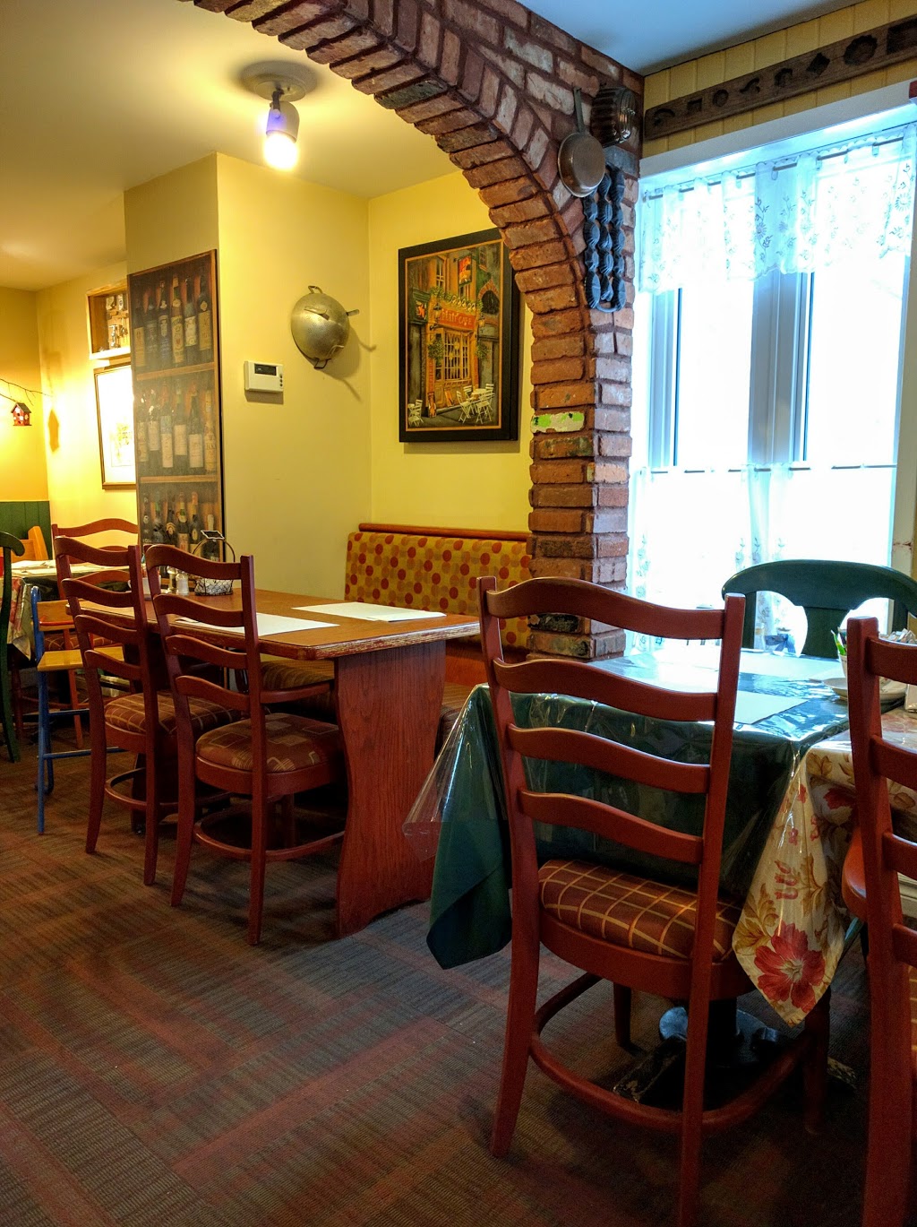 Café Campagne | 3673 Route Harwood, Vaudreuil-Dorion, QC J7V 0K1, Canada | Phone: (450) 458-8204