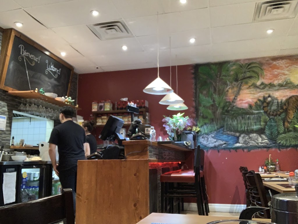 La Maison Pho | 4 Rue Belmont, Gatineau, QC J9H 6J5, Canada | Phone: (819) 682-8494