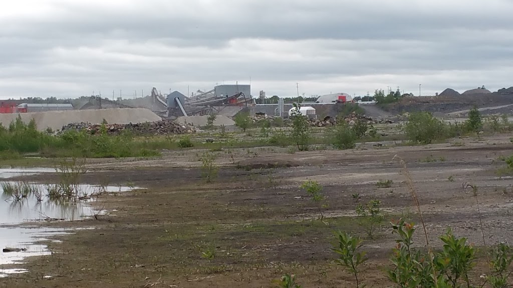 Carrieres Laurentiennes | 17250 Cote Saint-Antoine, Mirabel, QC J7J 2G9, Canada | Phone: (450) 432-4317