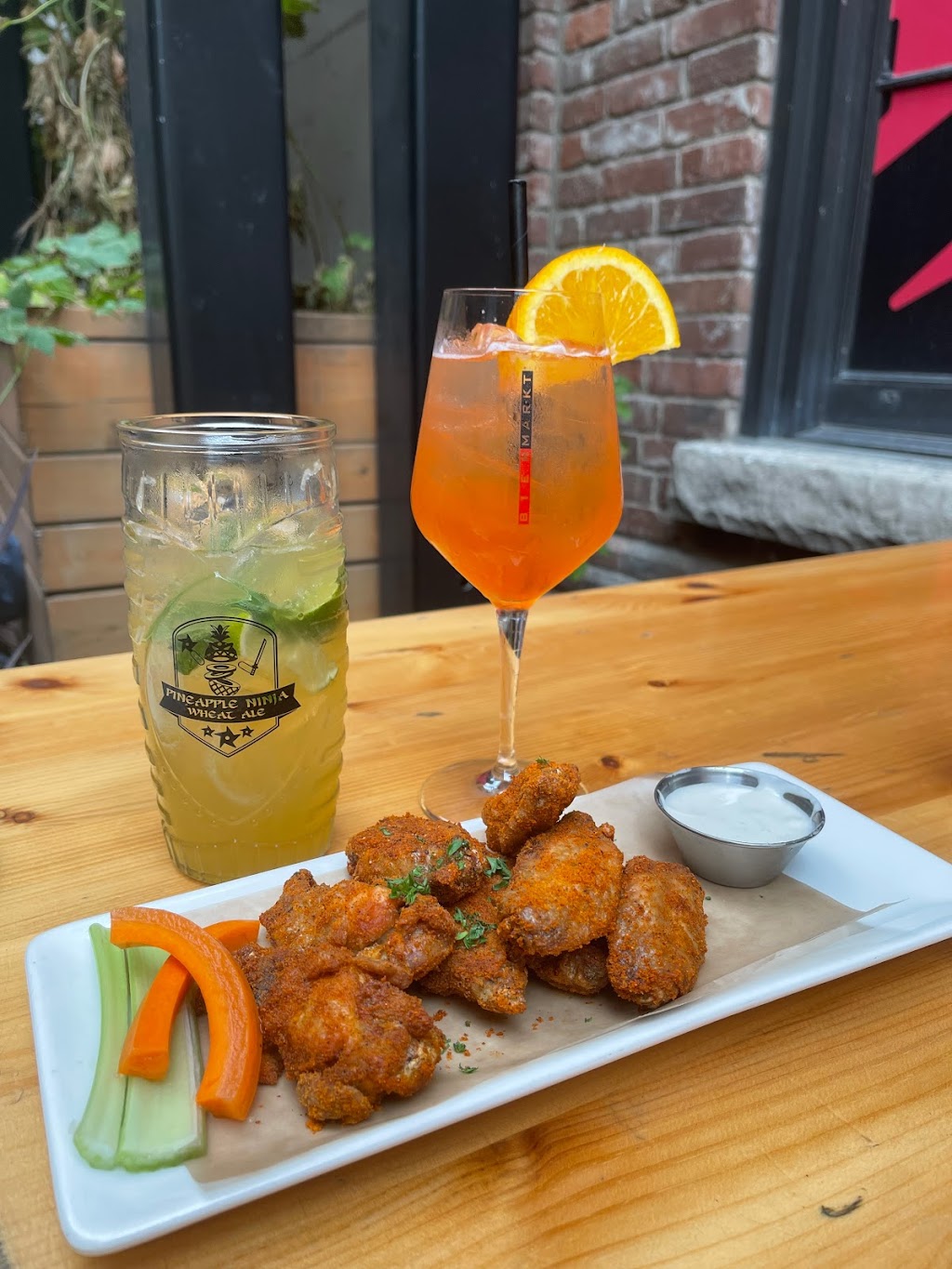 Goose Island Brewhouse Toronto | 70 The Esplanade, Toronto, ON M5E 1M1, Canada | Phone: (416) 862-7575