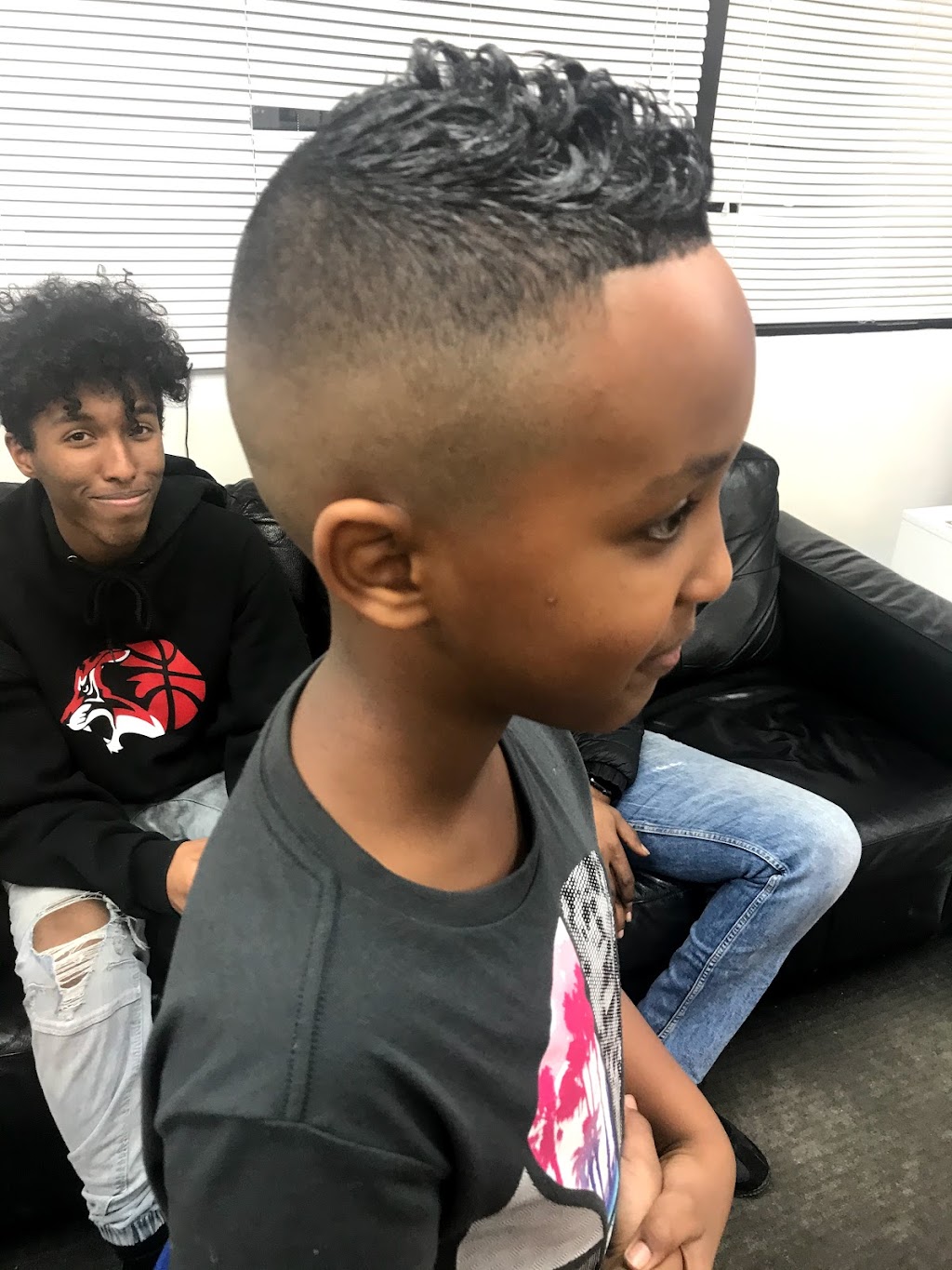 ADAM BS BARBER SHOP | 630 1 Ave NE, Calgary, AB T2E 0B6, Canada | Phone: (403) 903-8329