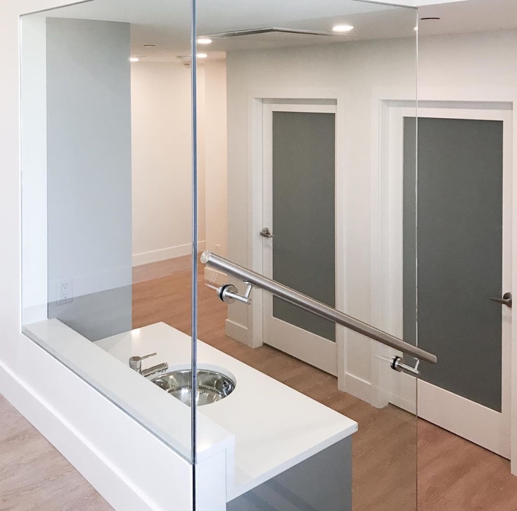 Dr. Tomah Phillips ND | 4168 Dunbar St, Vancouver, BC V6J 2E7, Canada | Phone: (604) 742-0702