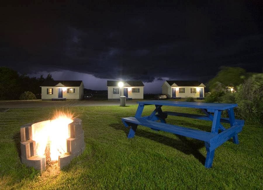 Motel le Vacancier | 329 QC-138, Baie-Sainte-Catherine, QC G0T 1A0, Canada | Phone: (866) 333-0183