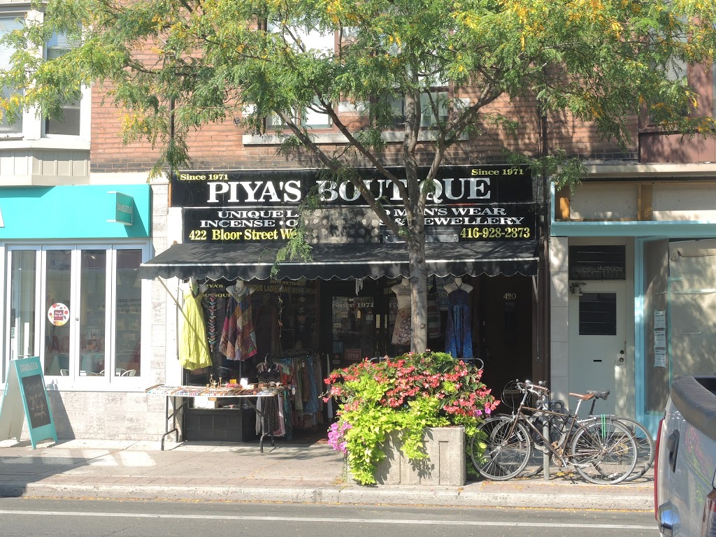 Piyas Boutique | 422 Bloor St W, Toronto, ON M5S 1X5, Canada | Phone: (416) 928-2873