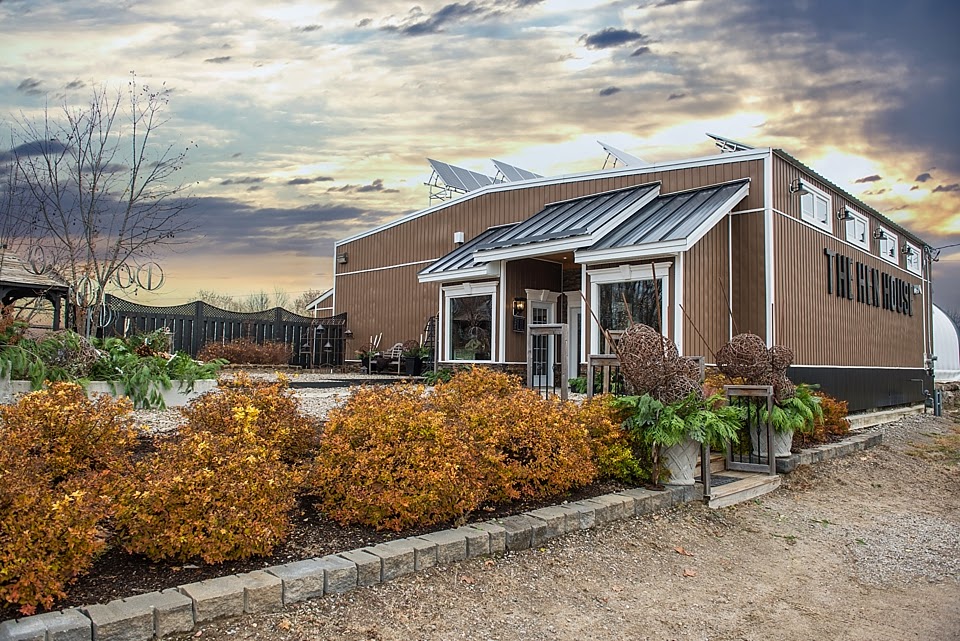 The Hen House | 1624 Beachburg Rd, Beachburg, ON K0J 1C0, Canada | Phone: (613) 582-3211