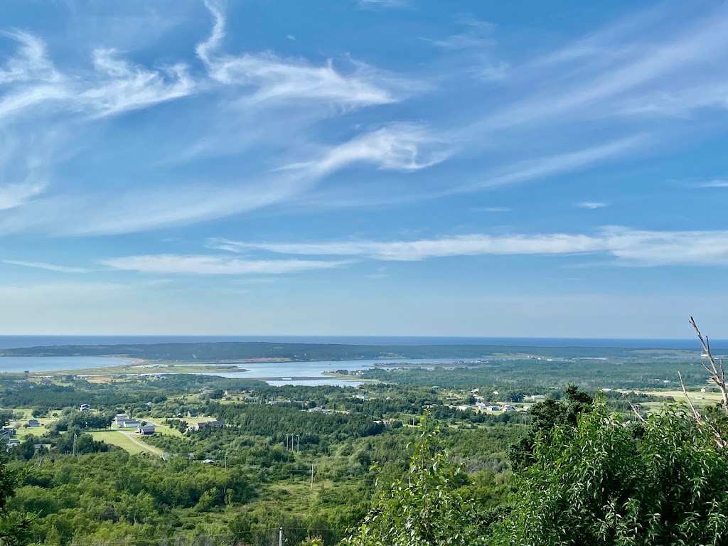 Knotty Pine Lodge Cheticamp | 14263 Cabot Trail, Chéticamp, NS B0E 1H0, Canada | Phone: (289) 821-8780