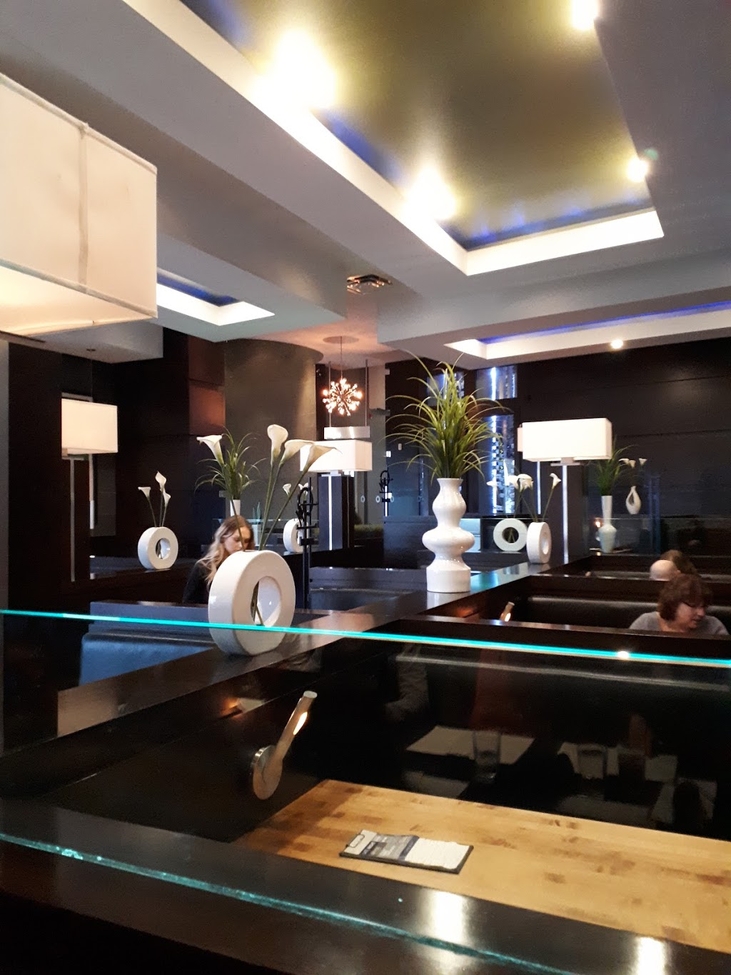 Moxies Grill & Bar | 601 Earl Grey Dr, Kanata, ON K2T 1K4, Canada | Phone: (613) 599-5000