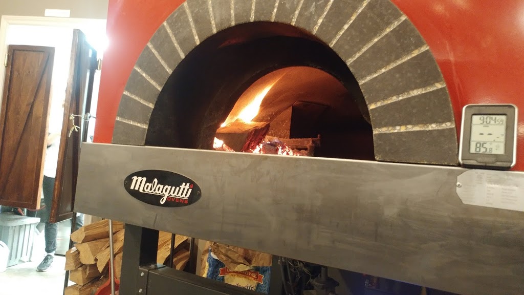 The Lock Wood Fired Pizza | 11 Clarence St, Port Colborne, ON L3K 3E7, Canada | Phone: (289) 836-9700