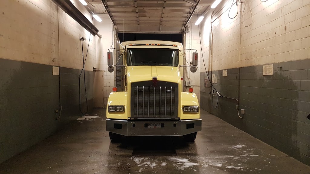 Foam Shine Truck & Car Wash | 2516 14 Ave, Vernon, BC V1T 8C1, Canada | Phone: (250) 542-8899