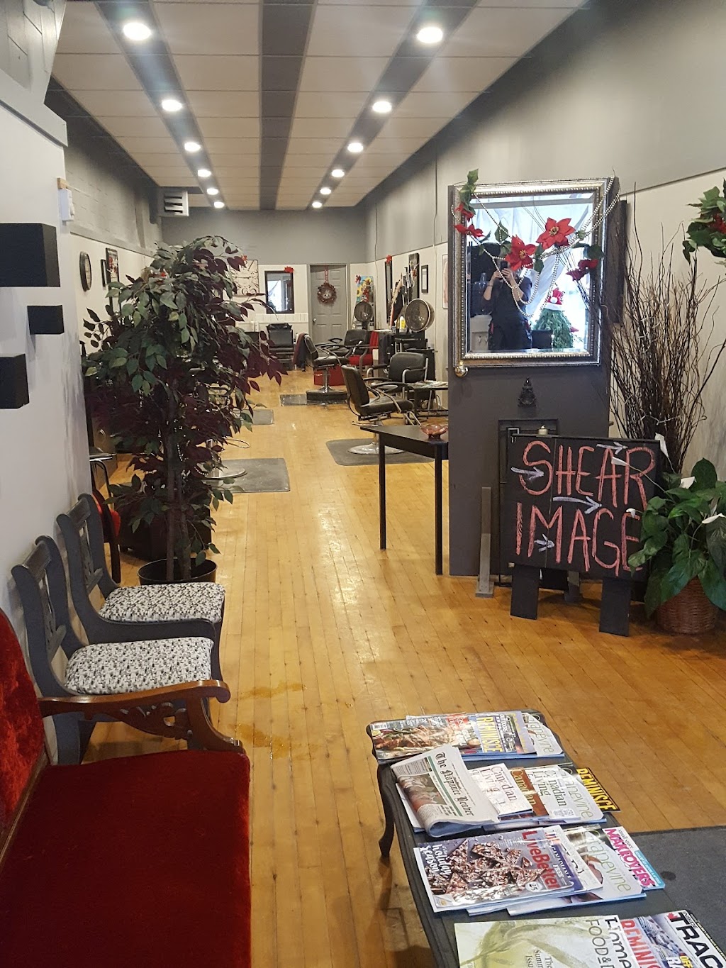 Shear Image | 9 Dundas St E, Napanee, ON K7R 1H5, Canada | Phone: (613) 354-2886