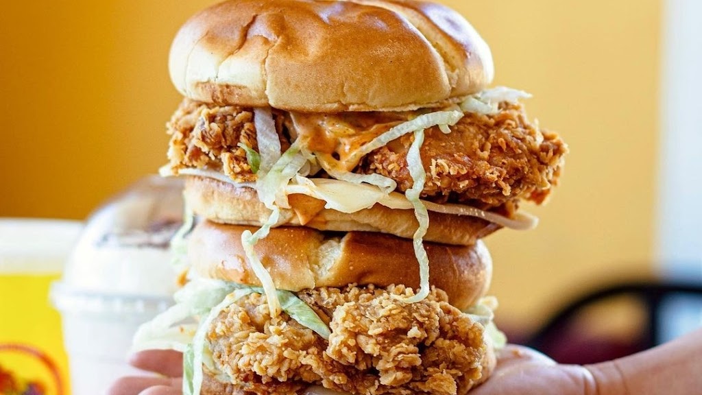 Chicken World | 12842 96 Ave, Surrey, BC V3V 6A8, Canada | Phone: (604) 588-0221