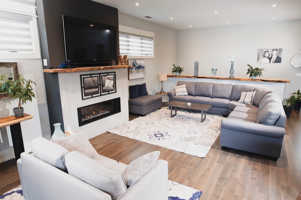 rimmi.design | 679 Hollowview Rd, Stirling, ON K0K 3E0, Canada | Phone: (416) 347-5836