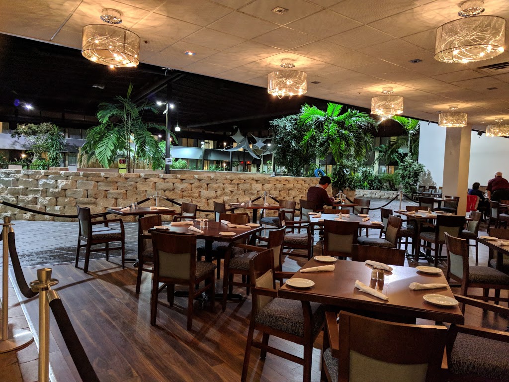 Holiday Inn Montreal Aeroport- Airport | 6500 Chemin de la Côte-de-Liesse, Saint-Laurent, QC H4T 1E3, Canada | Phone: (514) 739-6440