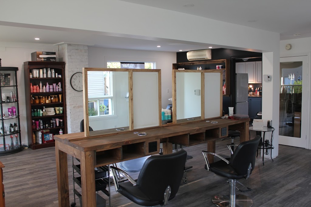 La Rouquine Coiffure Boutique | 1554 Rue King E, Sherbrooke, QC J1G 1E9, Canada | Phone: (819) 791-5591