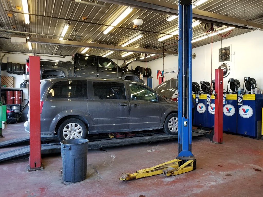 AUTO TECH EXPRESS LUBE | 767 Notre Dame St, Embrun, ON K0A 1W1, Canada | Phone: (613) 443-1000