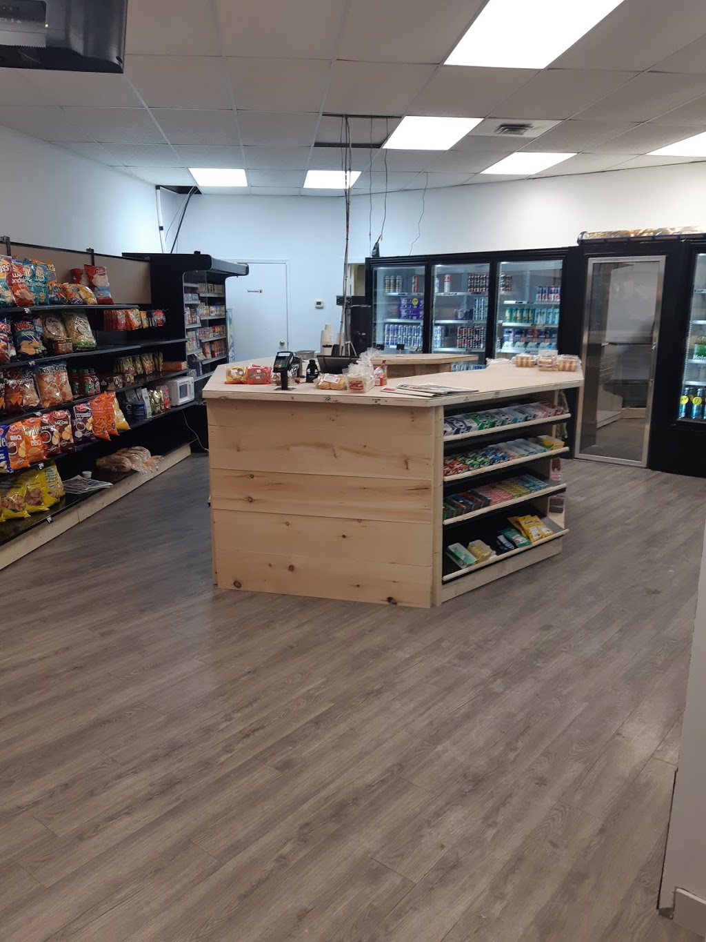 Dépanneur du nord | 3232 Rue Richard Local 6, Sherbrooke, QC J1L 1Y2, Canada | Phone: (819) 791-9478