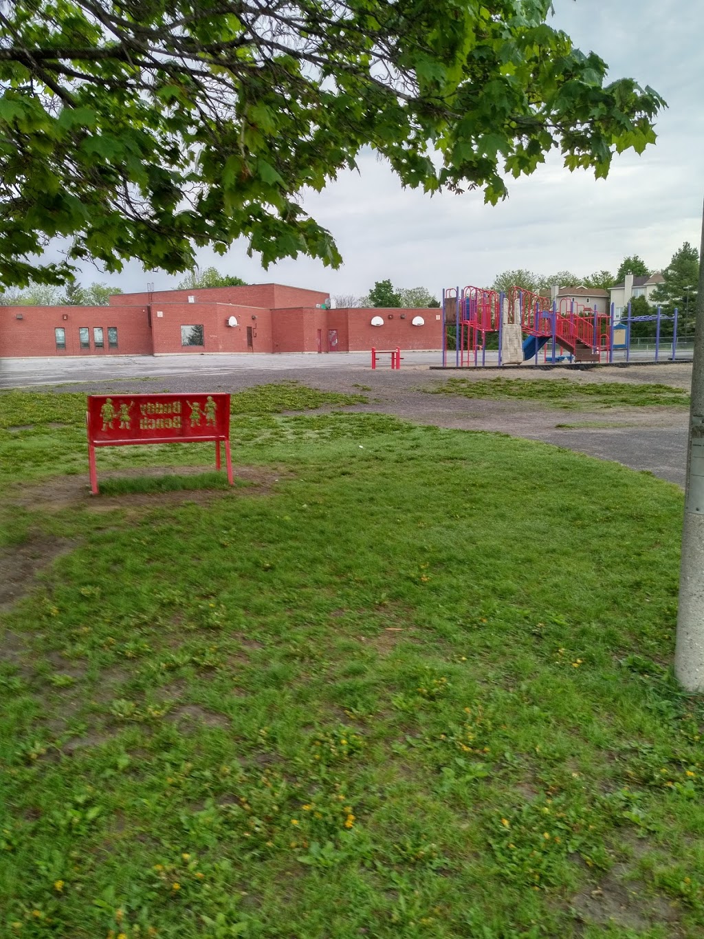 Weybridge Park | 75 Flanders St, Nepean, ON K2J 3P2, Canada