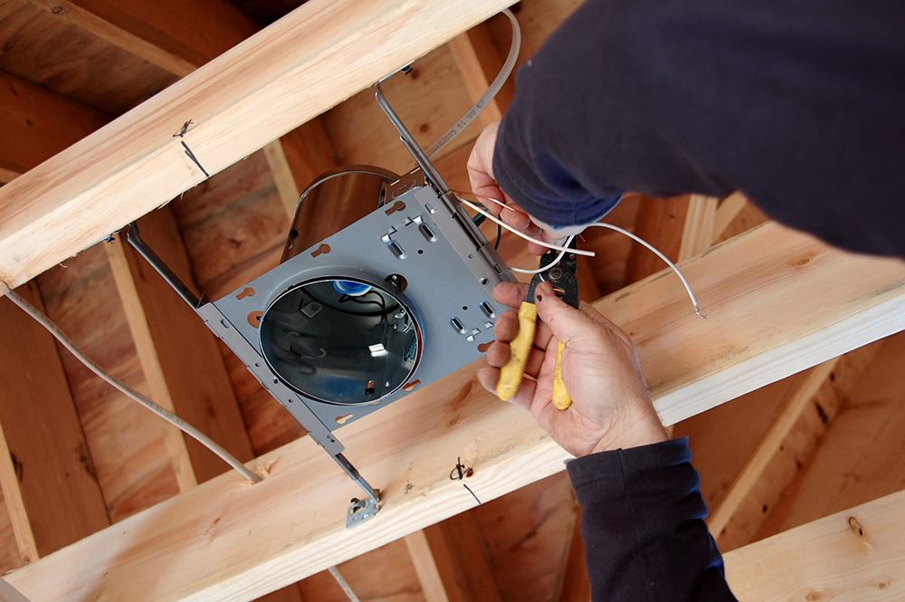 EMERGENCY ELECTRICIAN LICENSED | 77 Humber College Blvd unit 10, Toronto, ON M9V 1P6, Canada | Phone: (416) 743-7816