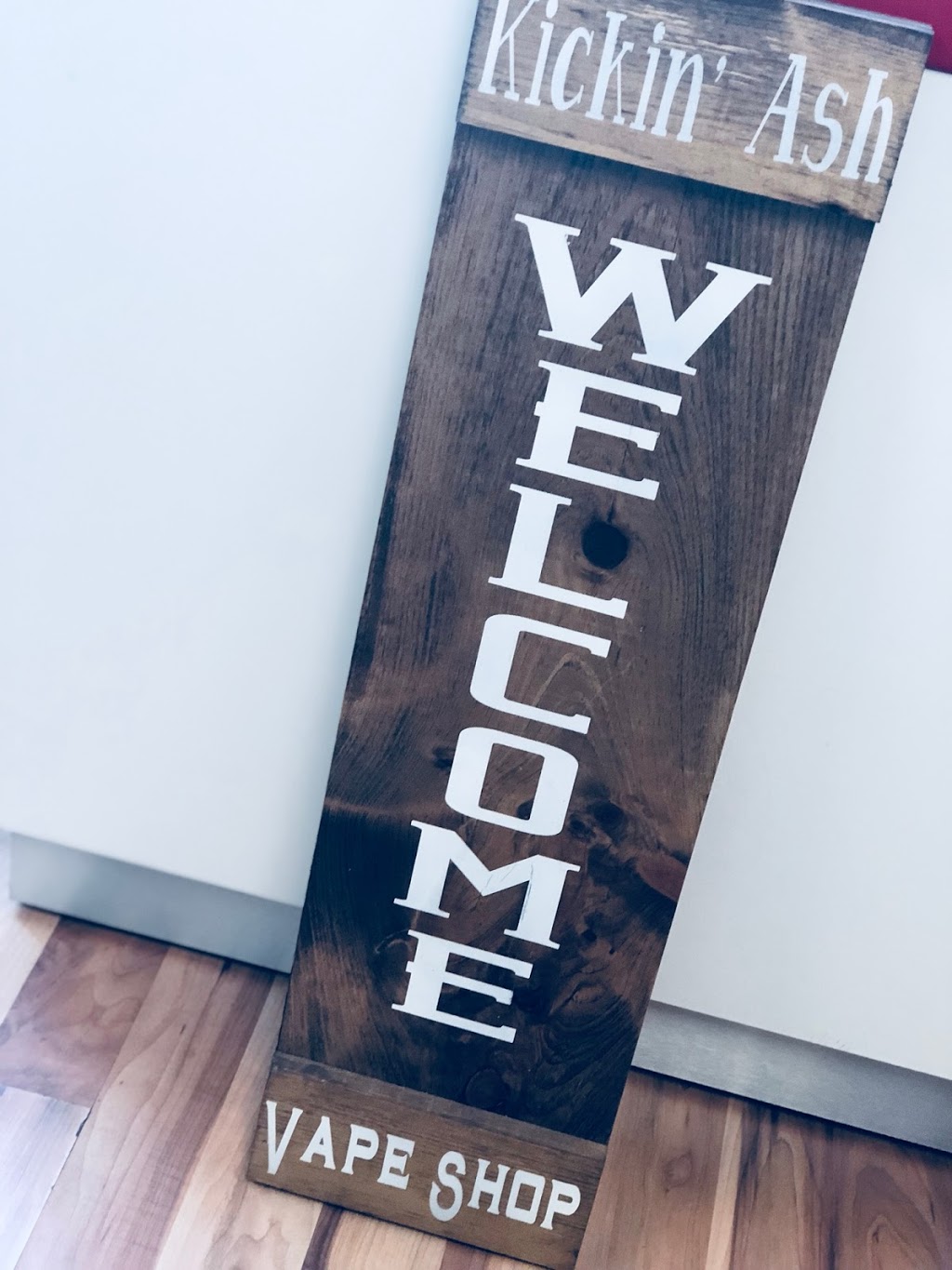 Kickin’ Ash Vape Shop Stellarton | 253 South Foord Street PO Bx685, Stellarton, NS B0K 1S0, Canada | Phone: (902) 695-3711