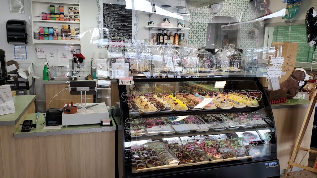 Annies Attic | 1560 Main St, Winnipeg, MB R2W 3W4, Canada | Phone: (204) 334-9300