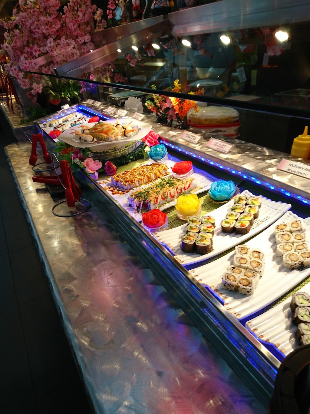 Mandarin Restaurant | 1725 Kingston Rd, Pickering, ON L1V 4L9, Canada | Phone: (905) 619-1000