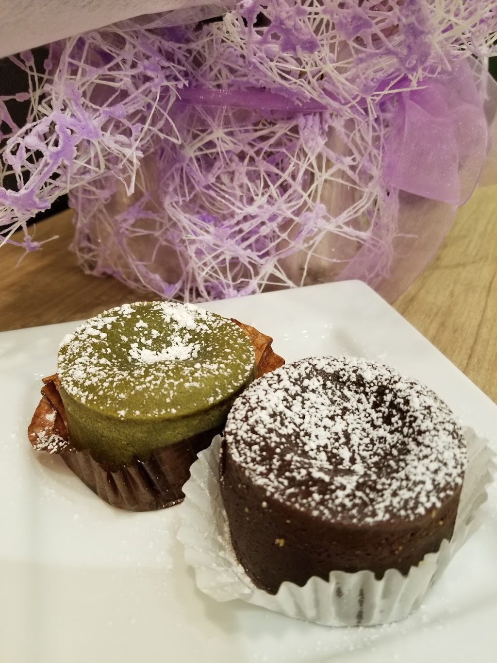 Beard Papa’s | 5252 Imperial St, Burnaby, BC V5J 0G9, Canada | Phone: (604) 620-8781