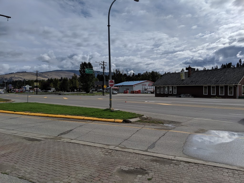 Billys Family Restaurant | 301 Vermilion Ave, Princeton, BC V0X 1W0, Canada | Phone: (250) 295-3939